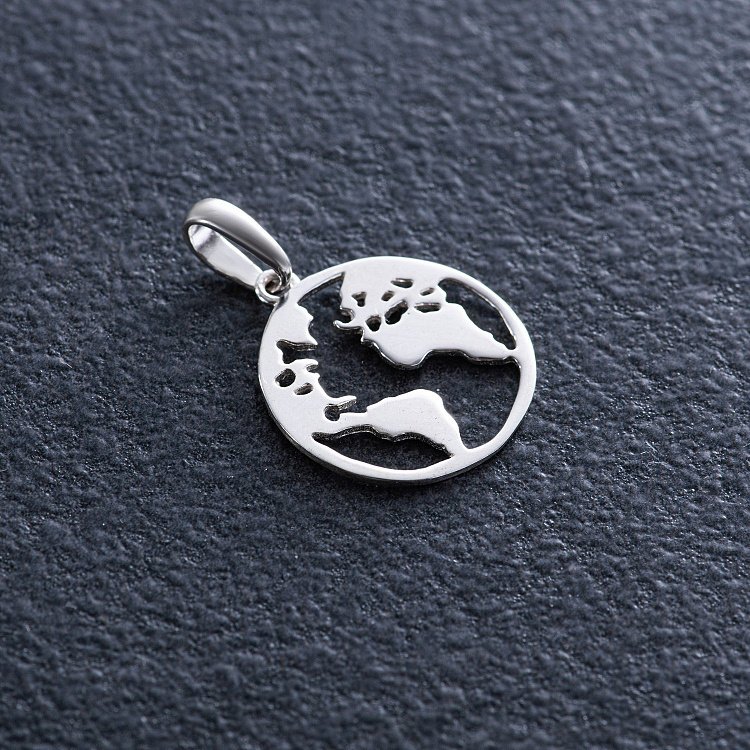 Подвеска "Планета Земля" в серебре 133047 от ювелирного магазина Оникс