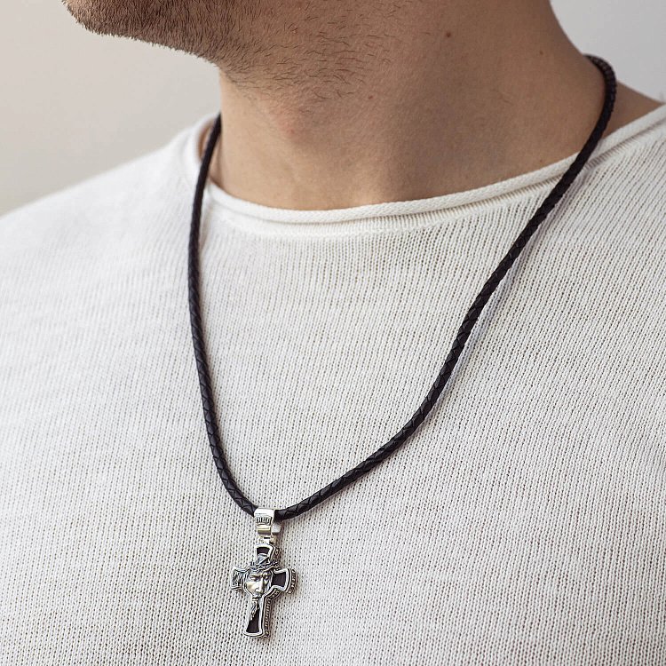 Мужской православный крест "Иисус Христос в терновом венце" из эбенового дерева и серебра 1460п от ювелирного магазина Оникс - 1