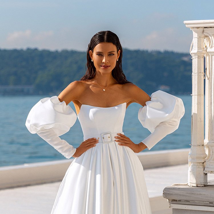 Сережки "Конюшина" в жовтому золоті (перламутр) с06900 - 9 Сережки "Конюшина" в жовтому золоті (перламутр) с06900 від ювелірного магазину Онікс - 9