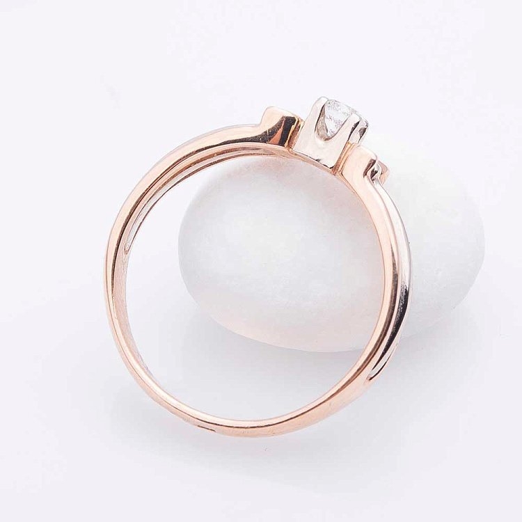 Золотое помолвочное кольцо с бриллианом к00095п от ювелирного магазина Оникс - 2