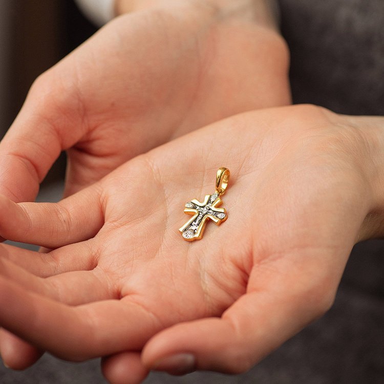 Серебряный детский крестик "Распятие. Спаси и Сохрани" с позолотой 131803 от ювелирного магазина Оникс - 3