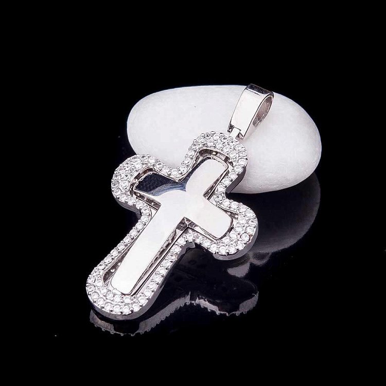 Золотой крестик с фианитами п02253 от ювелирного магазина Оникс