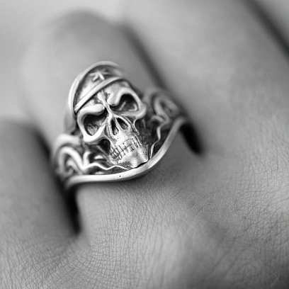 Чоловічий срібний перстень "Череп" 282 №2