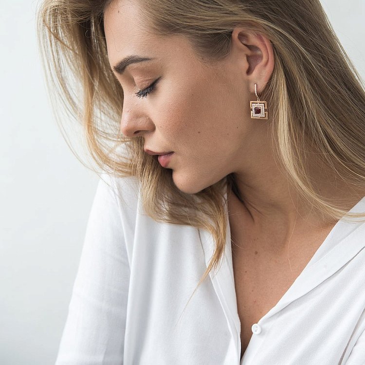 Золоті сережки (піроп, фіаніти) с04202 від ювелірного магазину Онікс - 4