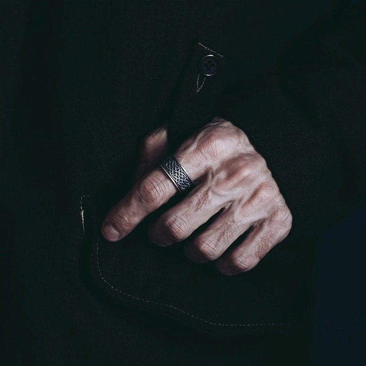 Срібна каблучка "Кельтський вузол" 112708 від ювелірного магазину Онікс - 8