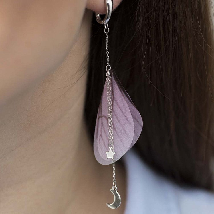 Серебряные серьги "Крылья бабочки" и подвески 122137 от ювелирного магазина Оникс