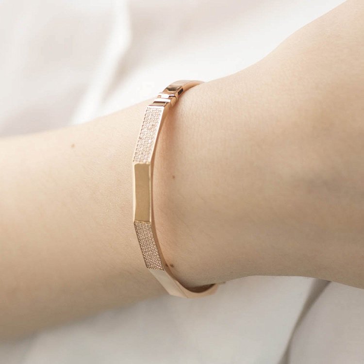 Золотий браслет з фіанітами б03764 від ювелірного магазину Онікс - 3