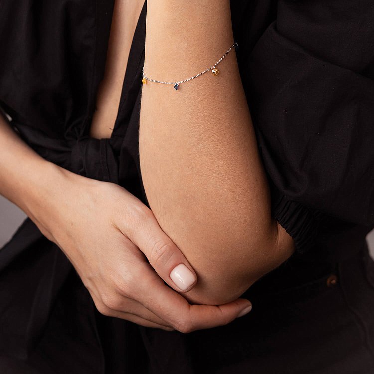 Браслет "Украинка" в белом золоте (синие и желтые фианиты) б05119 от ювелирного магазина Оникс - 6