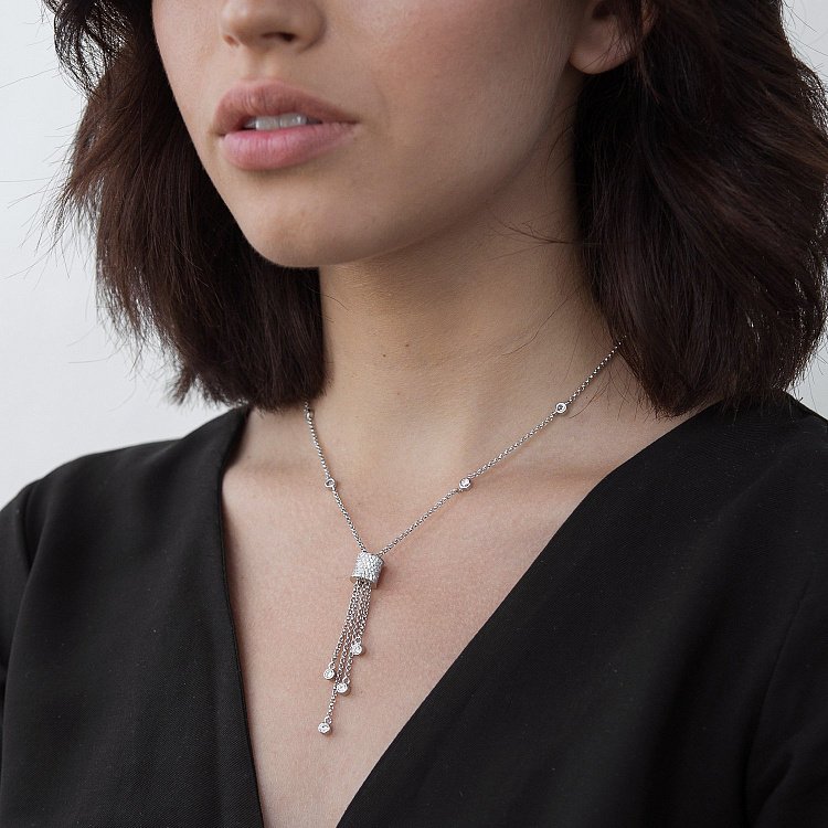 Серебряное колье с фианитами 18275 от ювелирного магазина Оникс