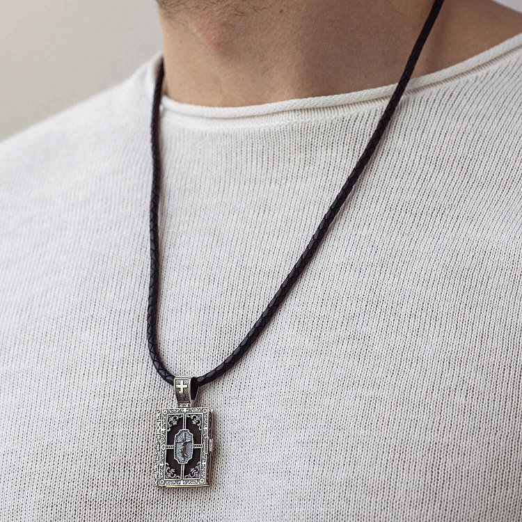 Срібний православний кулон - книга "Миколай Чудотворець. Спаси та Збережи" з ебеновим деревом 1348 від ювелірного магазину Онікс - 1