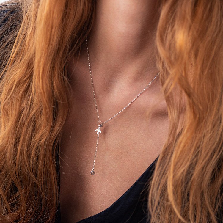 Колье "Ласточка" в белом золоте (фианит) кол01920 от ювелирного магазина Оникс - 1