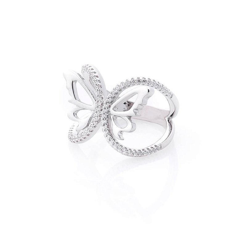 Серебряное кольцо с фианитами "Бабочка" 112038 от ювелирного магазина Оникс