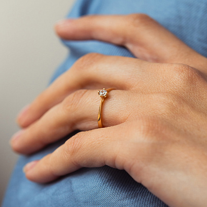 Помолвочное золотое кольцо с фианитом к08230 №2