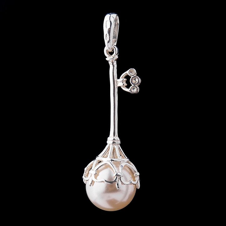 Серебряная подвеска ключик (фианиты, искусственный жемчуг) 132425 - 1 Серебряная подвеска ключик (фианиты, искусственный жемчуг) 132425 от ювелирного магазина Оникс - 1