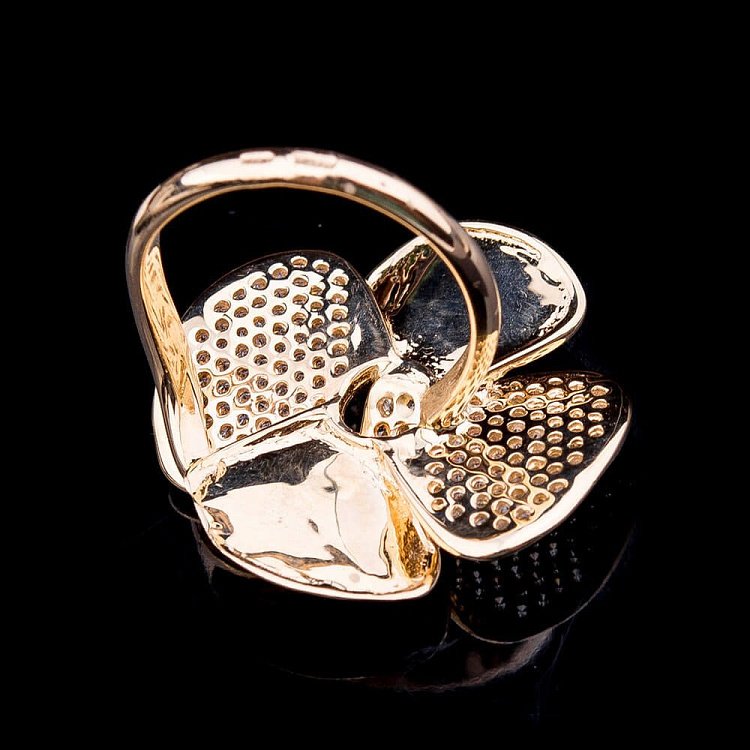 Золотое кольцо "Клевер" с фианитами к04291 от ювелирного магазина Оникс - 1