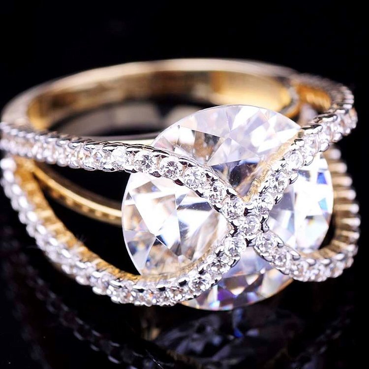 Золота жіноча каблучка к02412 від ювелірного магазину Онікс - 1