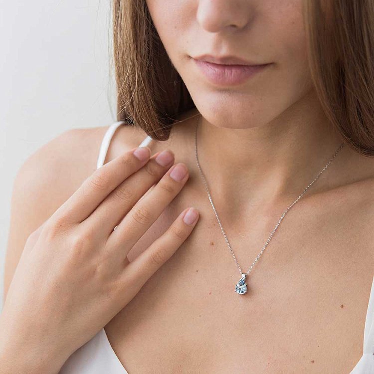 Золотое колье с голубым топазом и бриллиантами кол375 от ювелирного магазина Оникс - 3