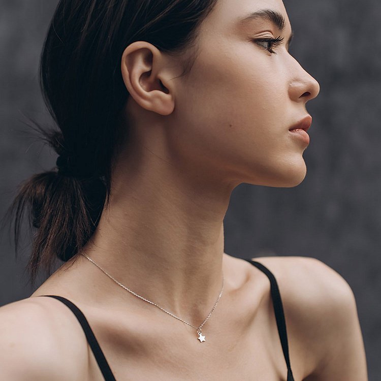 Серебряное колье "Звездочка" 18780 от ювелирного магазина Оникс - 3