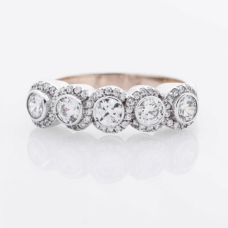 Золотое кольцо с фианитами к02885 от ювелирного магазина Оникс - 1