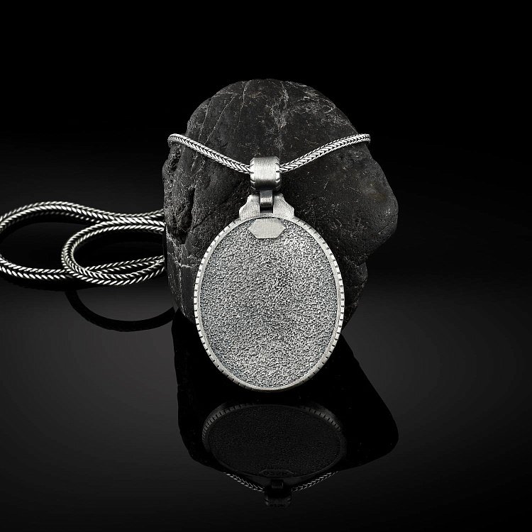 Серебряный кулон "Иисус Христос в терновом венце" 133183 от ювелирного магазина Оникс - 1