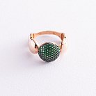 Золотое кольцо с зелеными фианитами к05396 от ювелирного магазина Оникс - 2