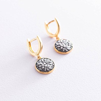 Серебряные серьги "Цветочки" (чернение, позолота) 122796