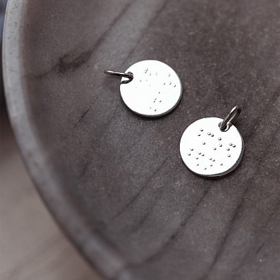 Серебряный кулон с индивидуальной гравировкой шрифтом Брайля (17 мм) 132722br №2