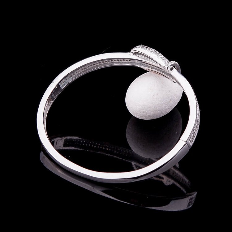 Срібний браслет "Ремінь" з фіанітами 14917 від ювелірного магазину Онікс - 1