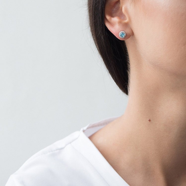 Золотые серьги-гвоздики с топазом и фианитами с489гт - 3 Золотые серьги-гвоздики с топазом и фианитами с489гт от ювелирного магазина Оникс - 3