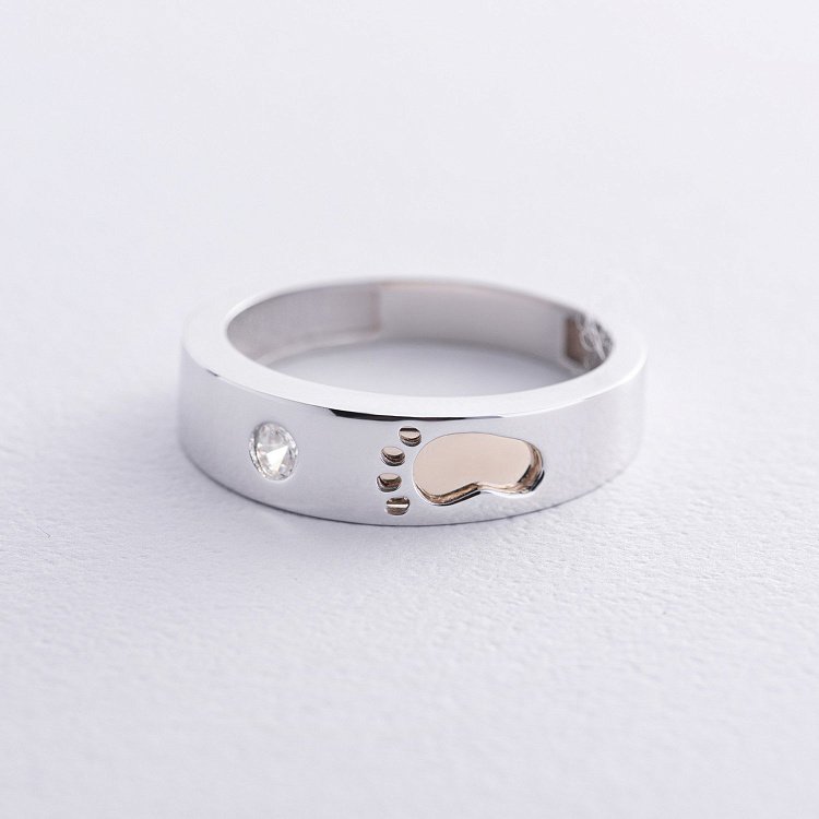 Золота каблучка "Ніжка немовляти" (фіаніт) к07958 від ювелірного магазину Онікс - 2