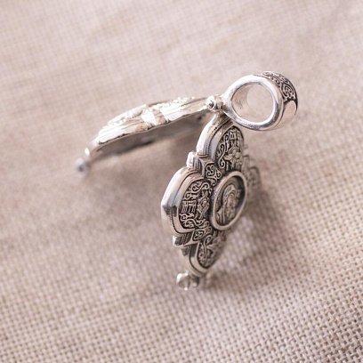 Срібний мощевик "Господь Вседержитель. Казанська ікона Божої Матері" з чорнінням 132475 №12