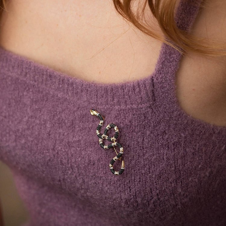 Золотая брошь "Змея" с черными и белыми фианитами зак00339 от ювелирного магазина Оникс - 5