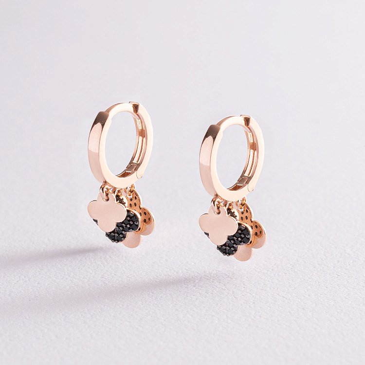 Золотые серьги-кольца Клевера (черные фианиты) с06706ч от ювелирного магазина Оникс