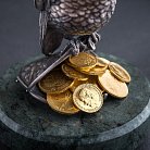 Серебряная фигура ручной работы "Попугай на кошельке с монетами" сер00019 от ювелирного магазина Оникс - 2
