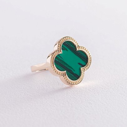 Золотое кольцо "Клевер" с малахитом к06749