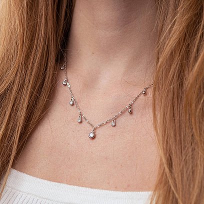 Серебряное колье с фианитами 18653