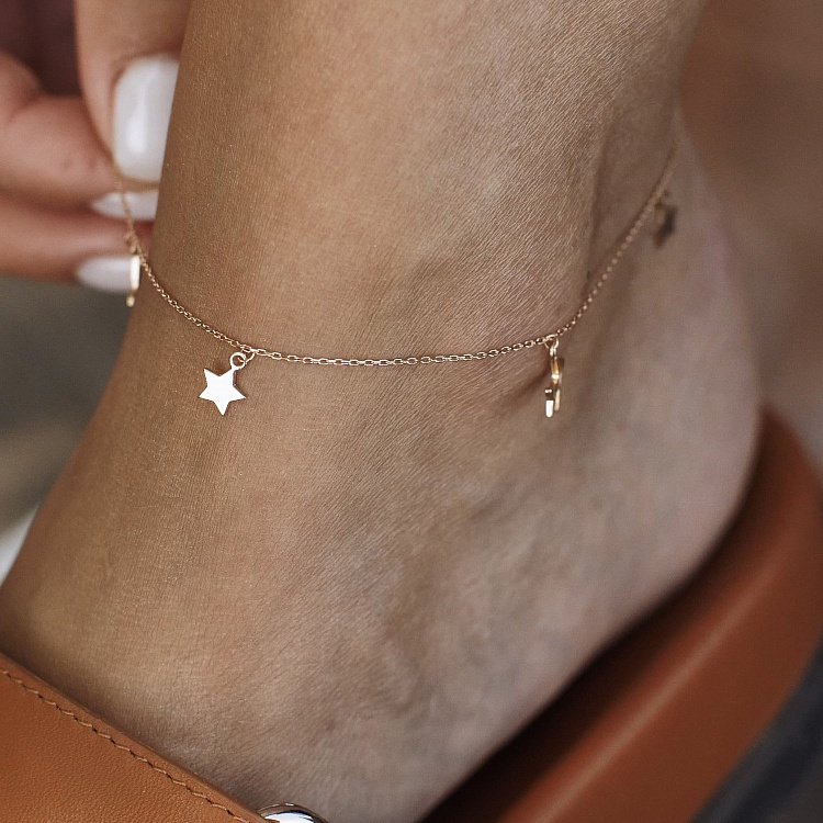 Золотий браслет "Зірочки та літачки" на ногу б05183 від ювелірного магазину Онікс - 2