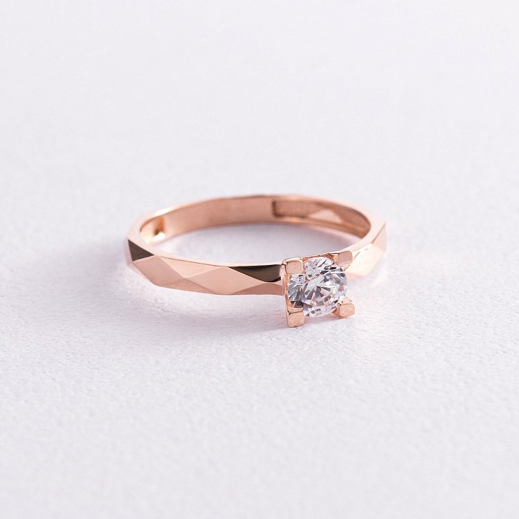 Заручальна золота каблучка з фіанітом к06432 від ювелірного магазину Онікс