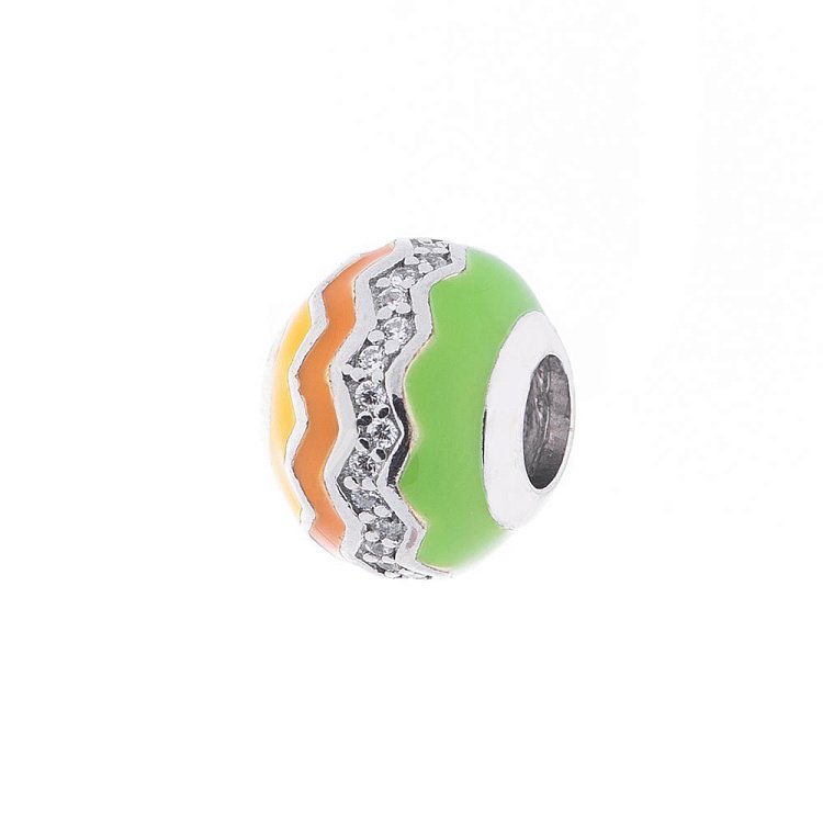 Срібний шарм (емаль, фіаніти) 132533 від ювелірного магазину Онікс