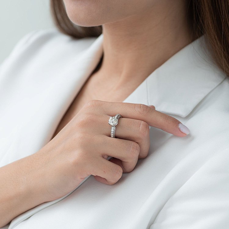 Золотое кольцо с бриллиантами к683 от ювелирного магазина Оникс - 3