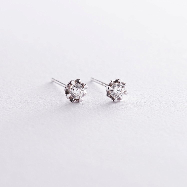 Золоті сережки - пусети (діаманти) сб0037cha від ювелірного магазину Онікс