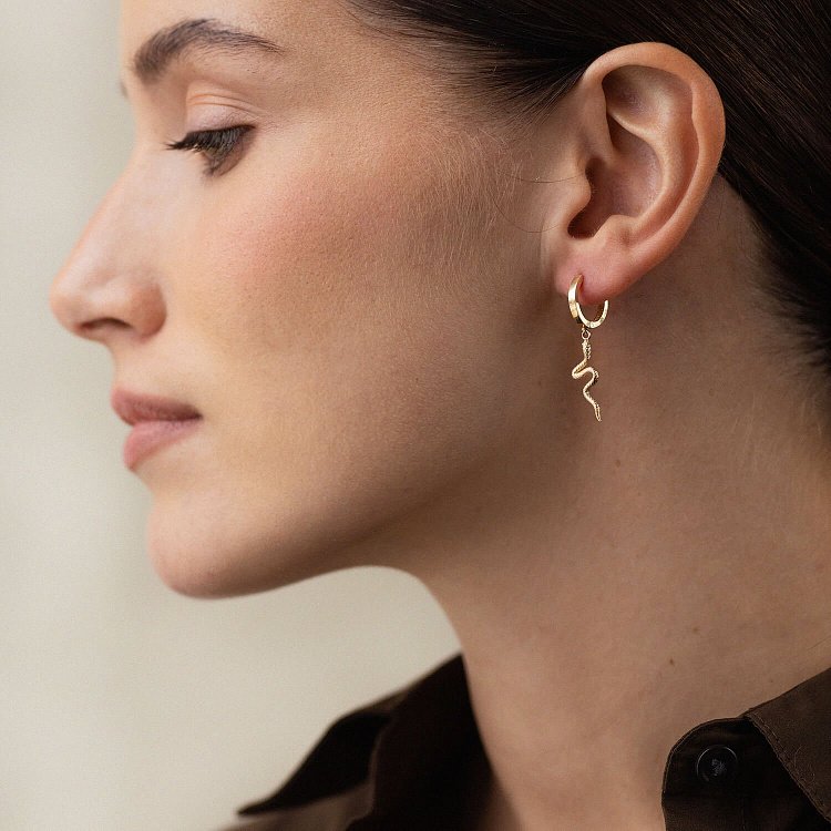 Сережки - кільця "Змії" у жовтому золоті с08022 від ювелірного магазину Онікс - 3