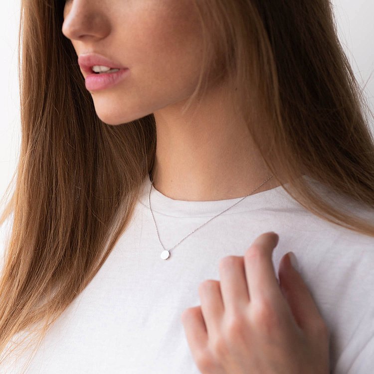 Колье "Маленький круг" в белом золоте (0.7 см) кол01745 от ювелирного магазина Оникс - 1