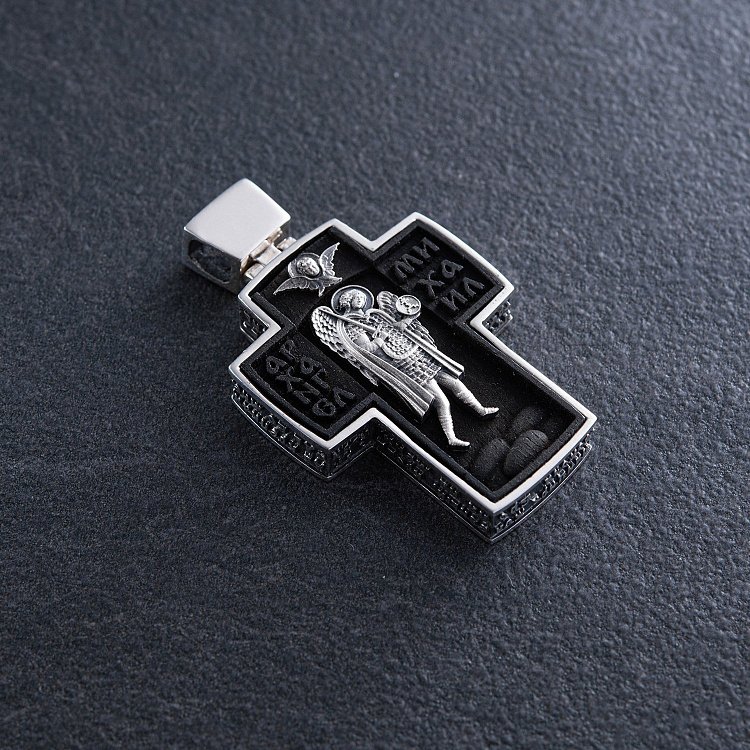 Чоловічий православний хрест "Спас Нерукотворний. Архангел Михаїл" з ебенового дерева та срібла 133230 від ювелірного магазину Онікс - 2