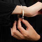 Жесткий золотой браслет Lock б05414 от ювелирного магазина Оникс - 4