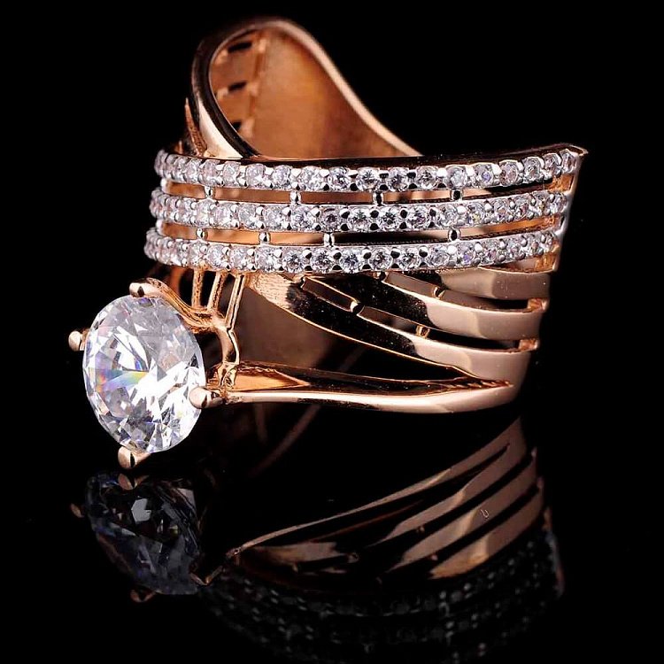 Золотое кольцо с фианитами к02985 от ювелирного магазина Оникс - 1