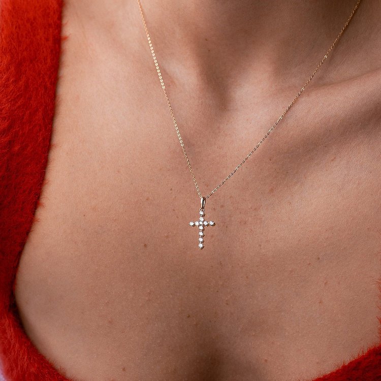 Хрестик із діамантами (жовте золото) пб0334gm від ювелірного магазину Онікс - 1