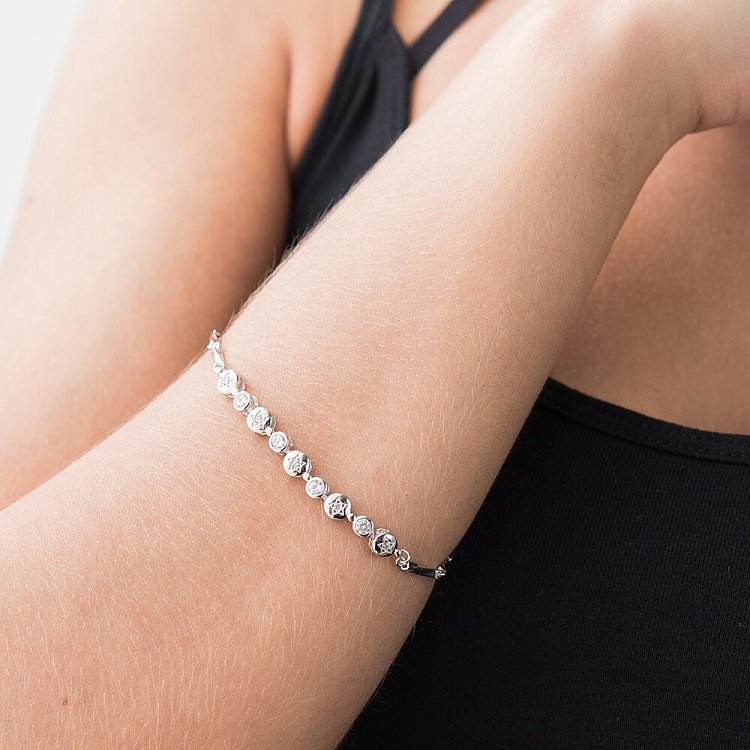 Срібний браслет з фіанітами 14901 від ювелірного магазину Онікс