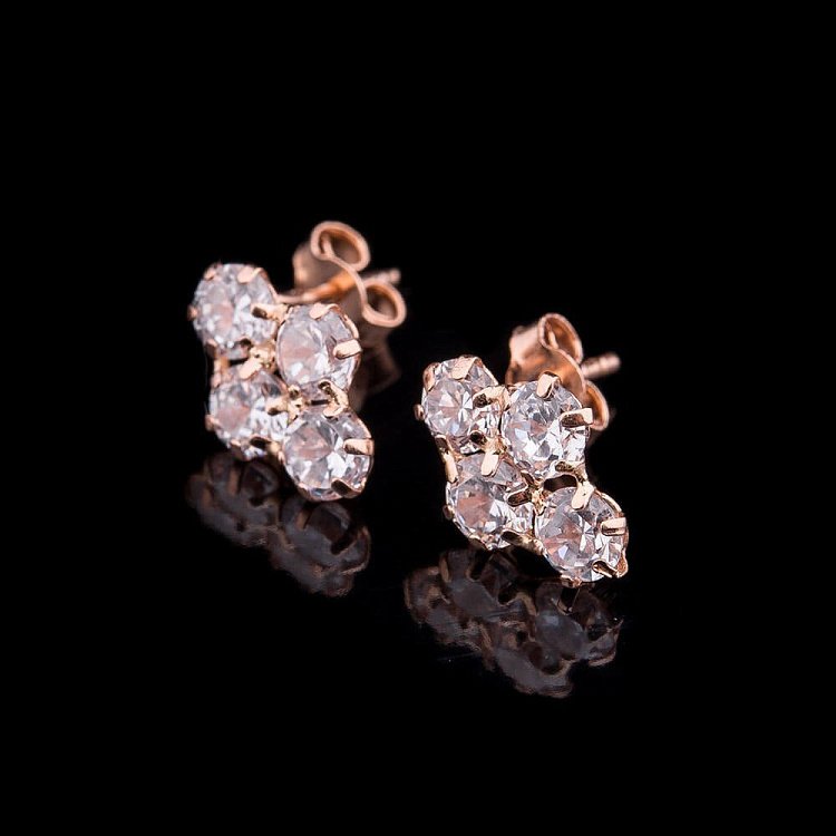 Золоті сережки-пусети з фіанітами с01008 від ювелірного магазину Онікс - 1