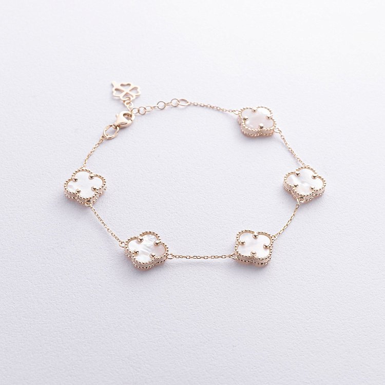 Браслет "Конюшина" з перламутром (жовте золото) б05440 від ювелірного магазину Онікс